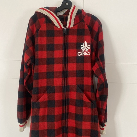 Mens Canada Fleece Onsie (large) by The Bay the Official Olympic Outfitter - Picture 5 of 6